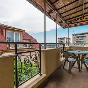 Apartment 1bd Flat With A Lovely Terrace In The Centre Of By Flat Mаnager, Plovdiv